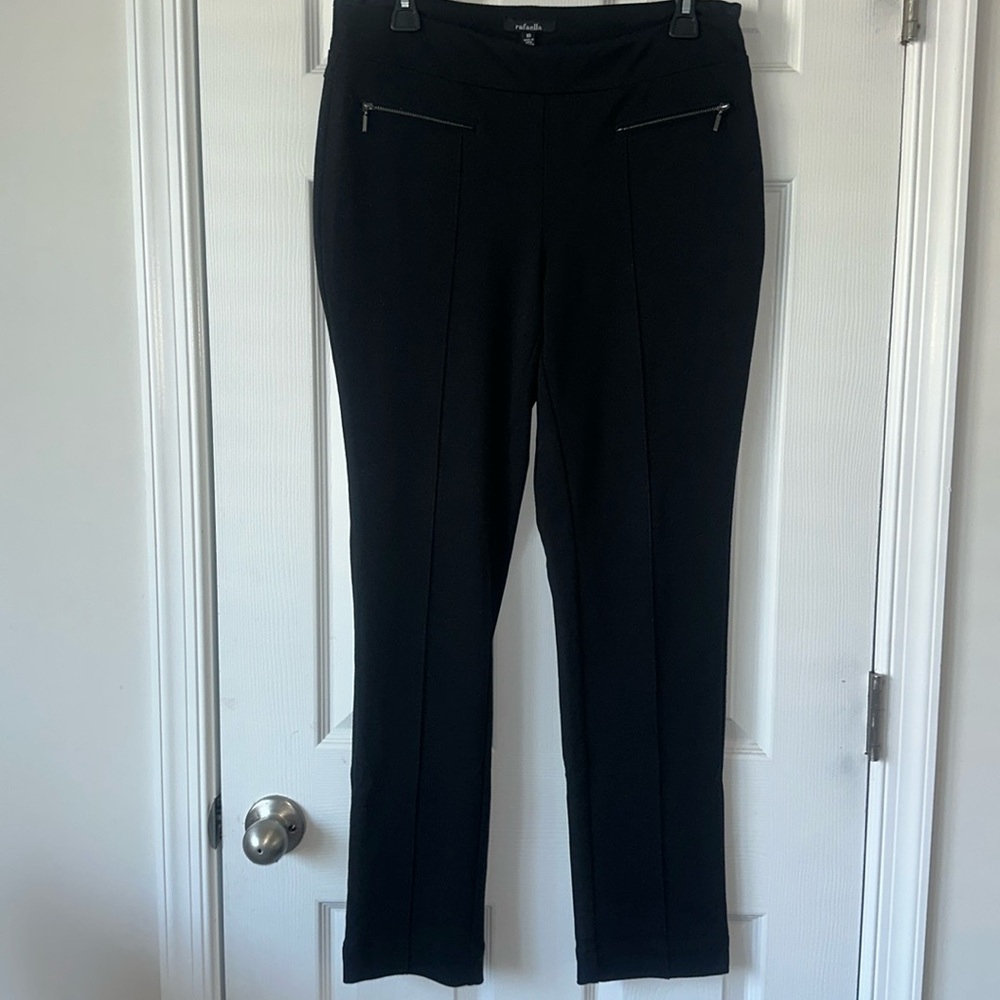 Rafaella black women  leggings size 10 tall good condition